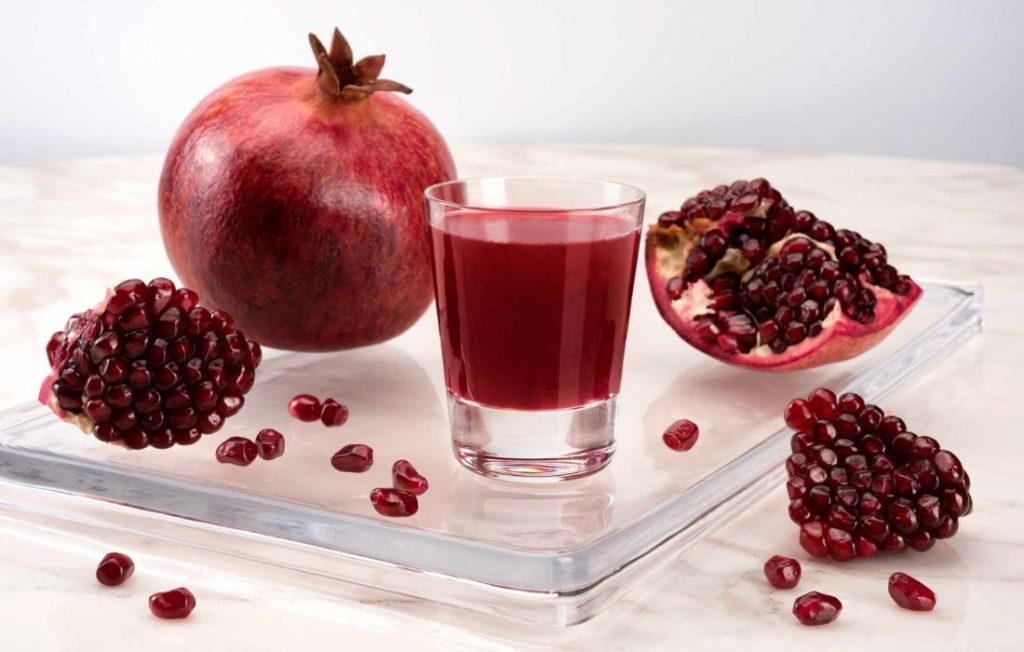 Pomegranate Juice has Many Health Benefits